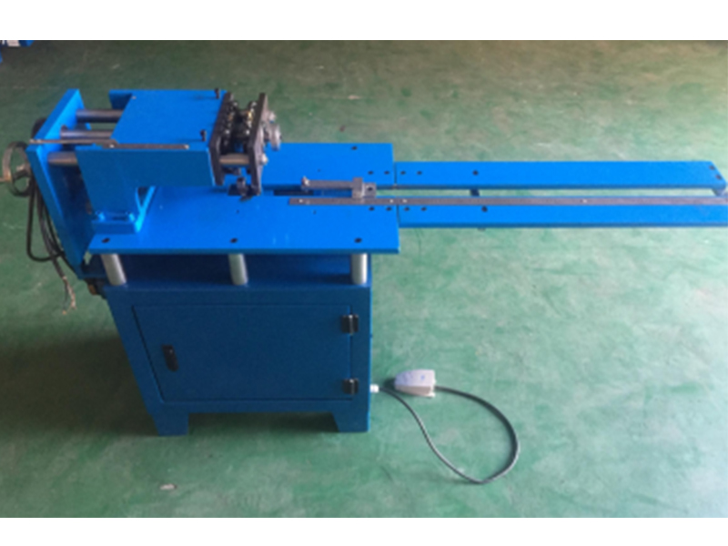 Dual-Blade Gasket Cutting Tool