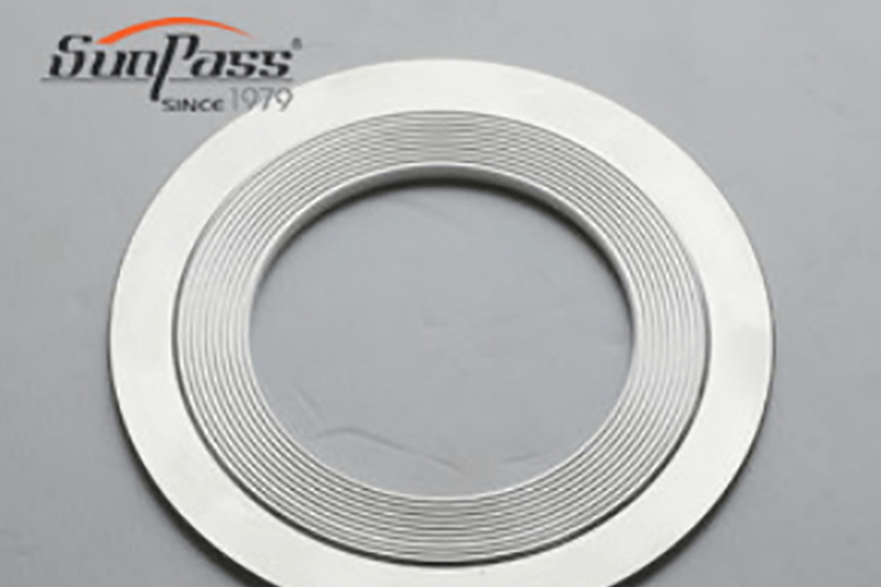 SUNPASS For superheated steam, high pressure hydrocarbon or chemical service Metal Kamprofile Serrated Gasket