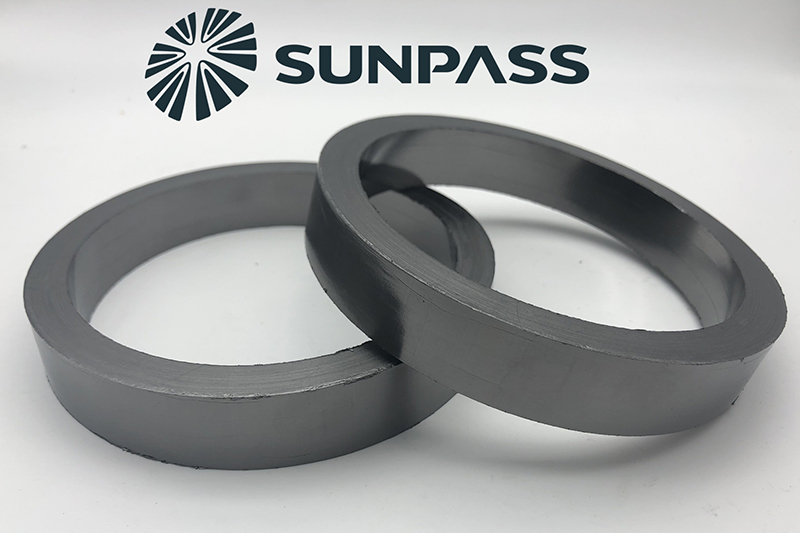 The German customer ordered highly effective heat conduction and durable Die Formed Flexible Graphite Packing Ring From Top Sealing