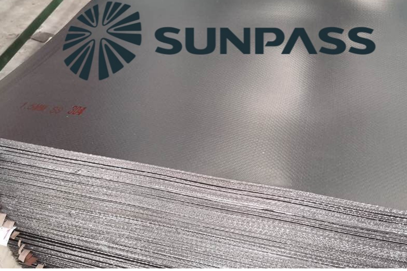 The Italy customer ordered highly effective heat and flame resistant Flexible Tanged Graphite Composite Sheet From Top Sealing