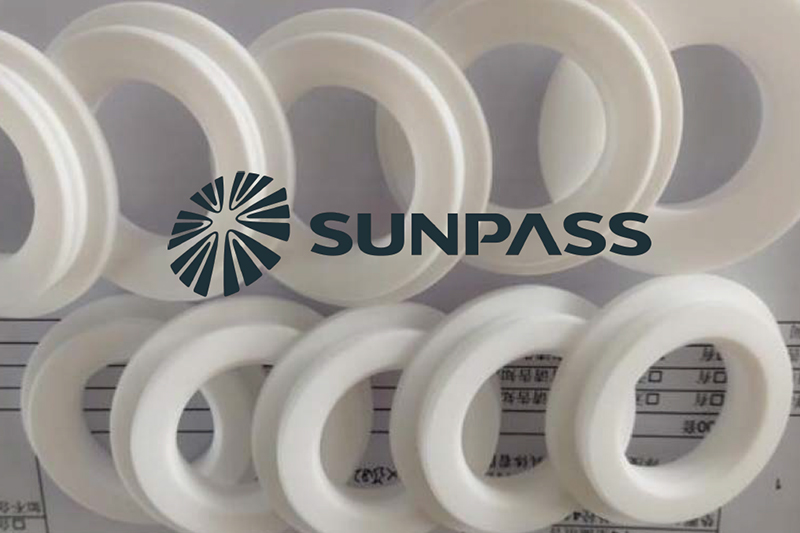 The Indonesia customer ordered 1000KGS outstanding chemical resistance and non-contaminating and odourless Pure PTFE gasket are used in equipment in petrochemical industry and medical instruments From Top Sealing.