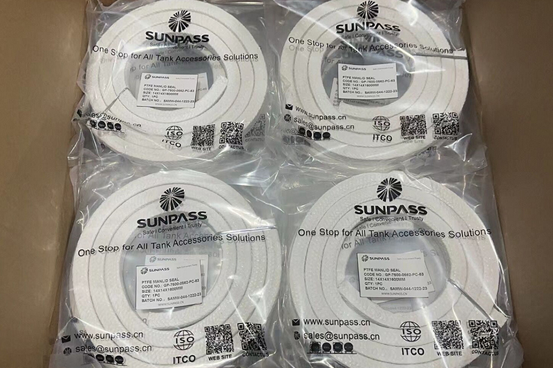 Costa Rica customer buys 500 rolls of PTFE Manlid Seal from SUNPASS